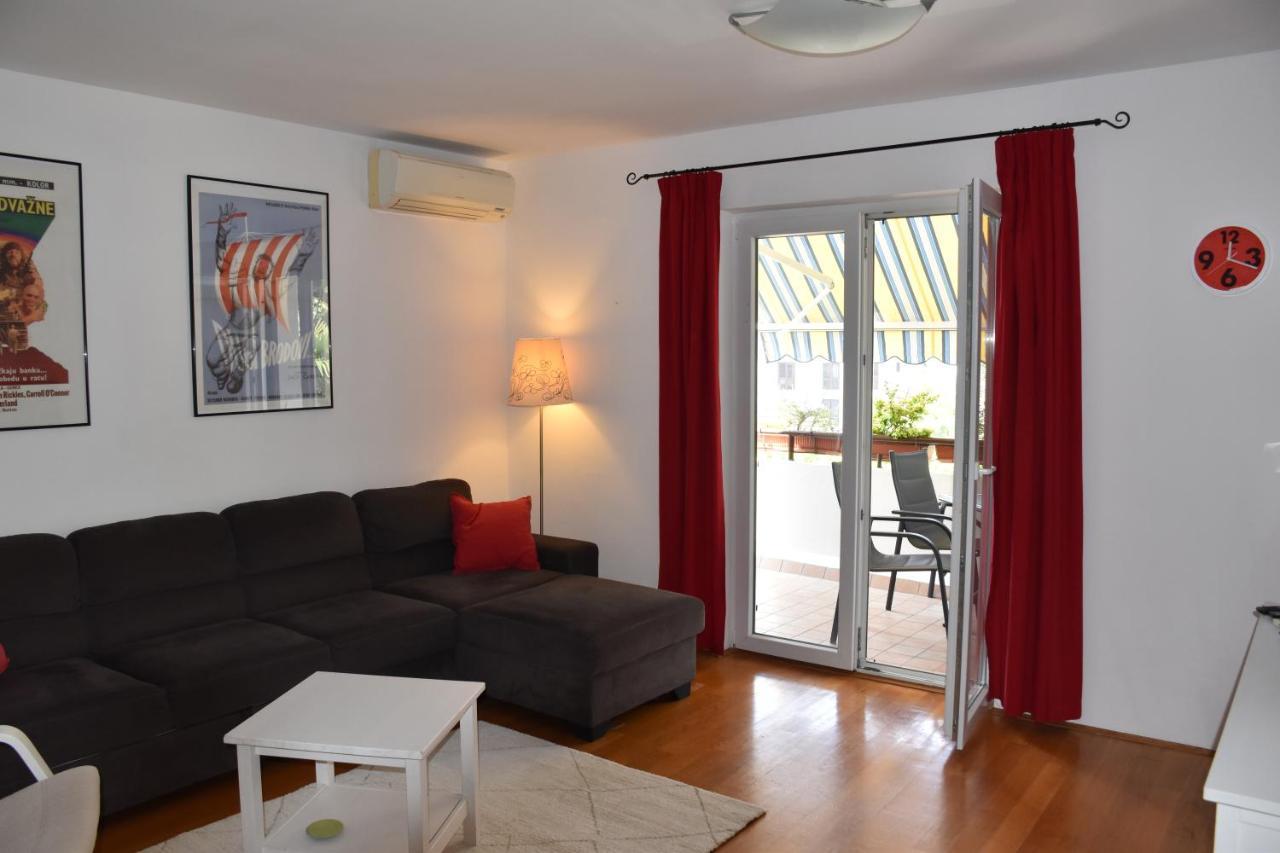 Apartman Tina Lejlighed Poreč Eksteriør billede